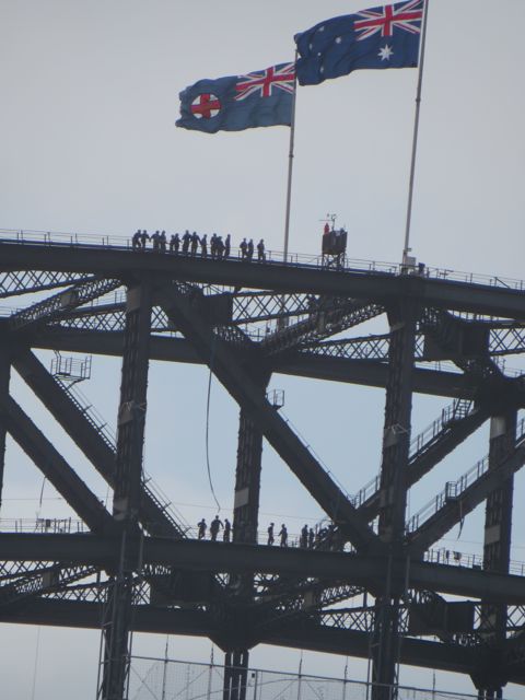 There they are, the climbers!!