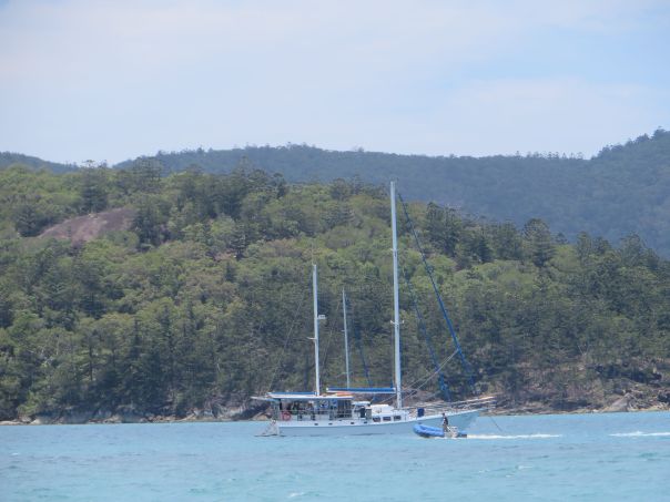 Kiana bouyed at Hook Island where we took the dingy to the land and hiked over the hill to WhiteHaven Beach.