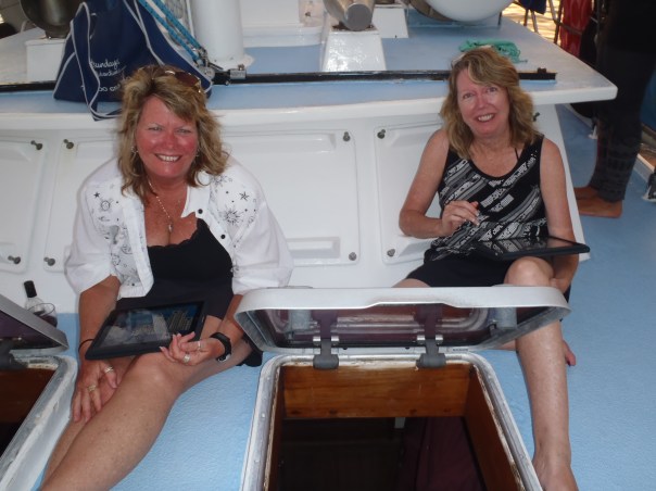 Penny & Bonnie, sisters from LA.  Penny had 2 underwater cameras and shared them with me.  Thanks Penny!