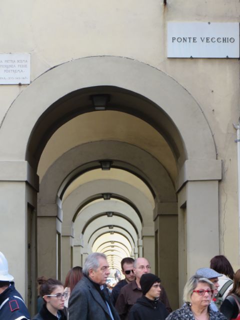Walking down to the Ufizzi