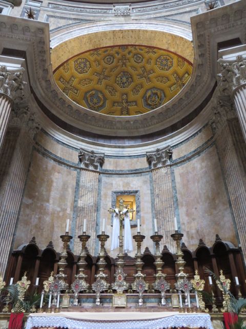 Two Italian kings are buried here...