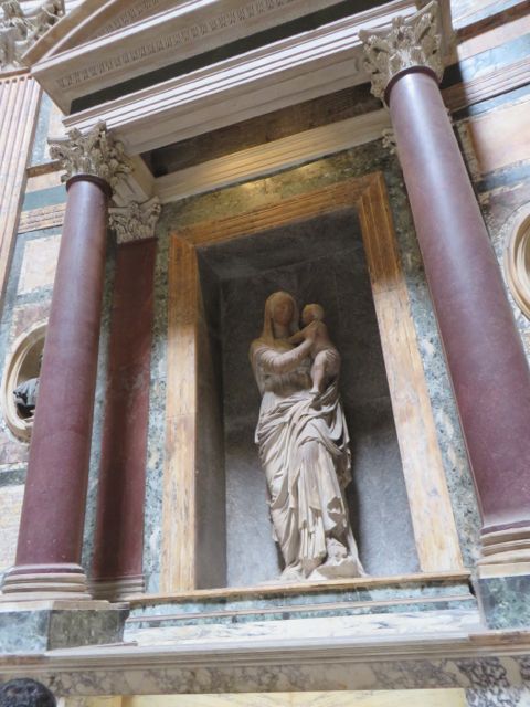 ...as well as the great artist Raphael - his bones and ashes.