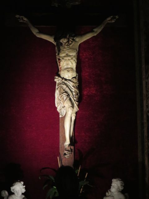 I loved comparing the different Jesus sculptures - this one is so skinny compared to Micky's Jesus.